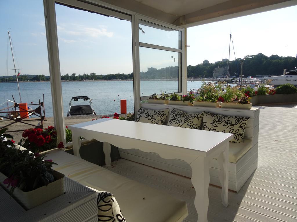 Hotel Marina Kiten  Bagian luar foto