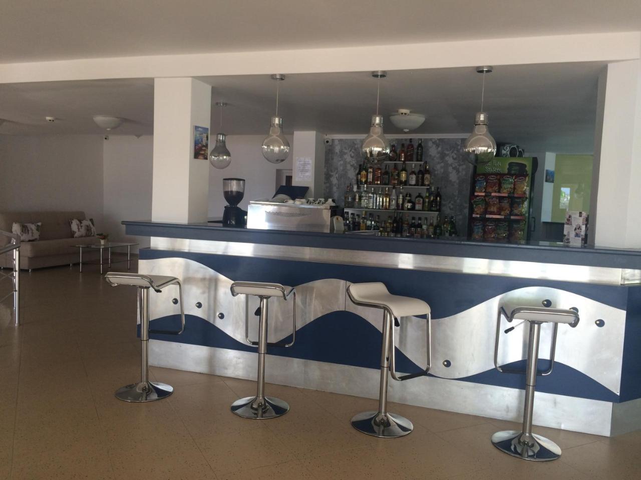 Hotel Marina Kiten  Bagian luar foto